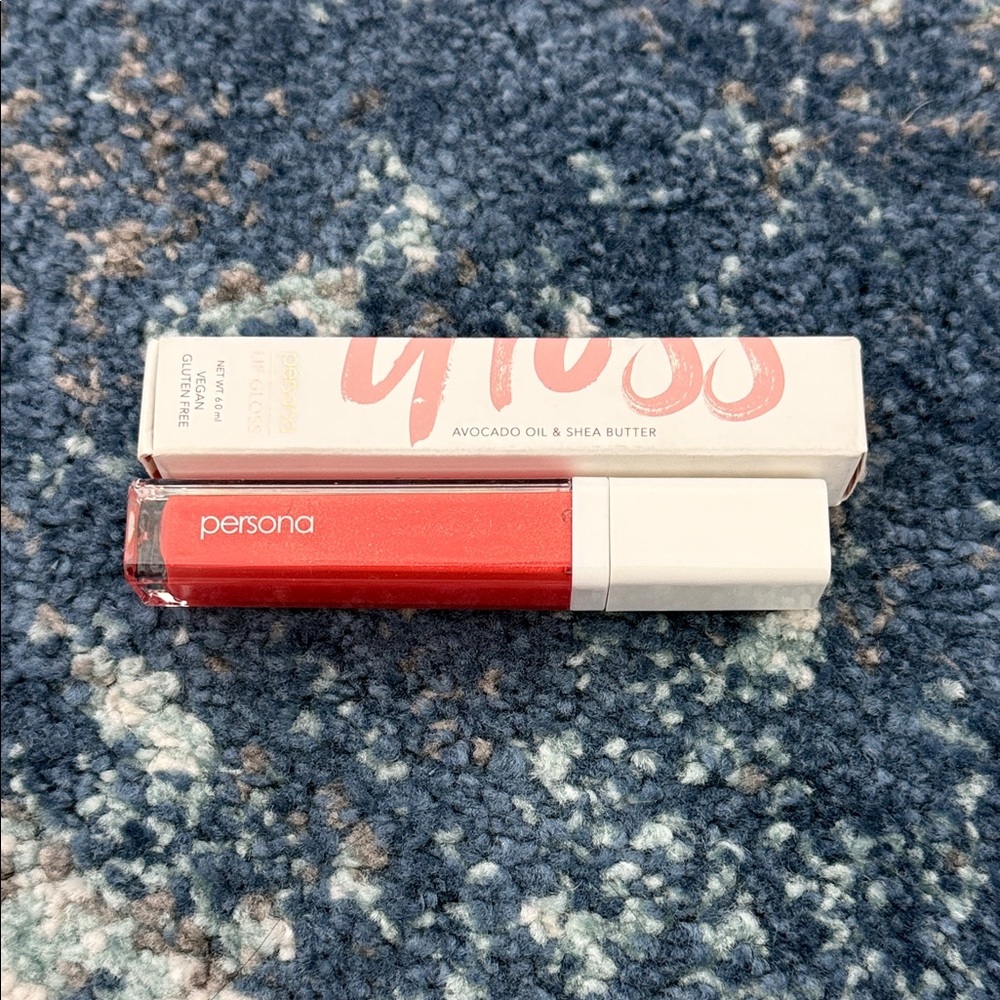 🦋5/$25🦋 Persona Gloss in Coral
